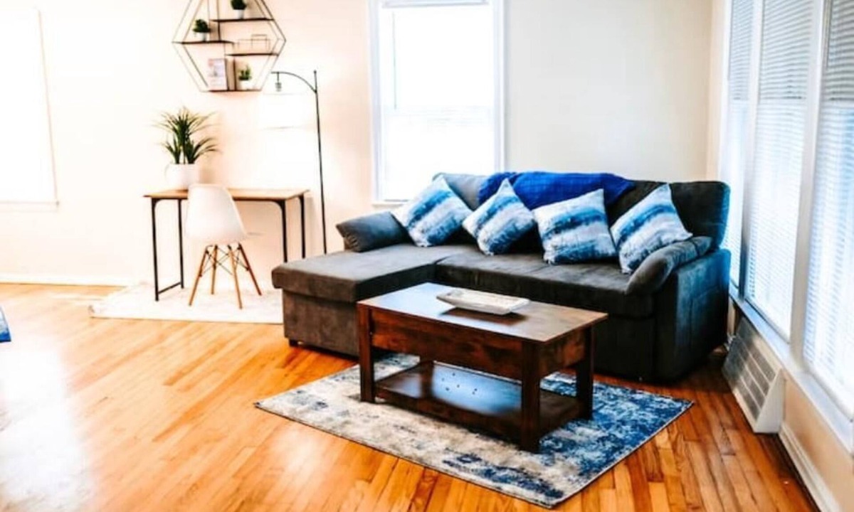 Cleveland Heights House | Red à CLE: 3BR, Pets & Kids are Welcome