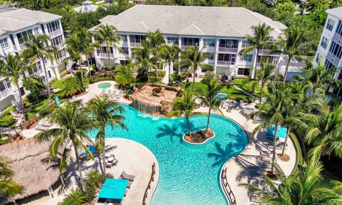 Bonita Shores Condo | RELAX and ENJOY the huge Resort Pool with waterfalls #9301