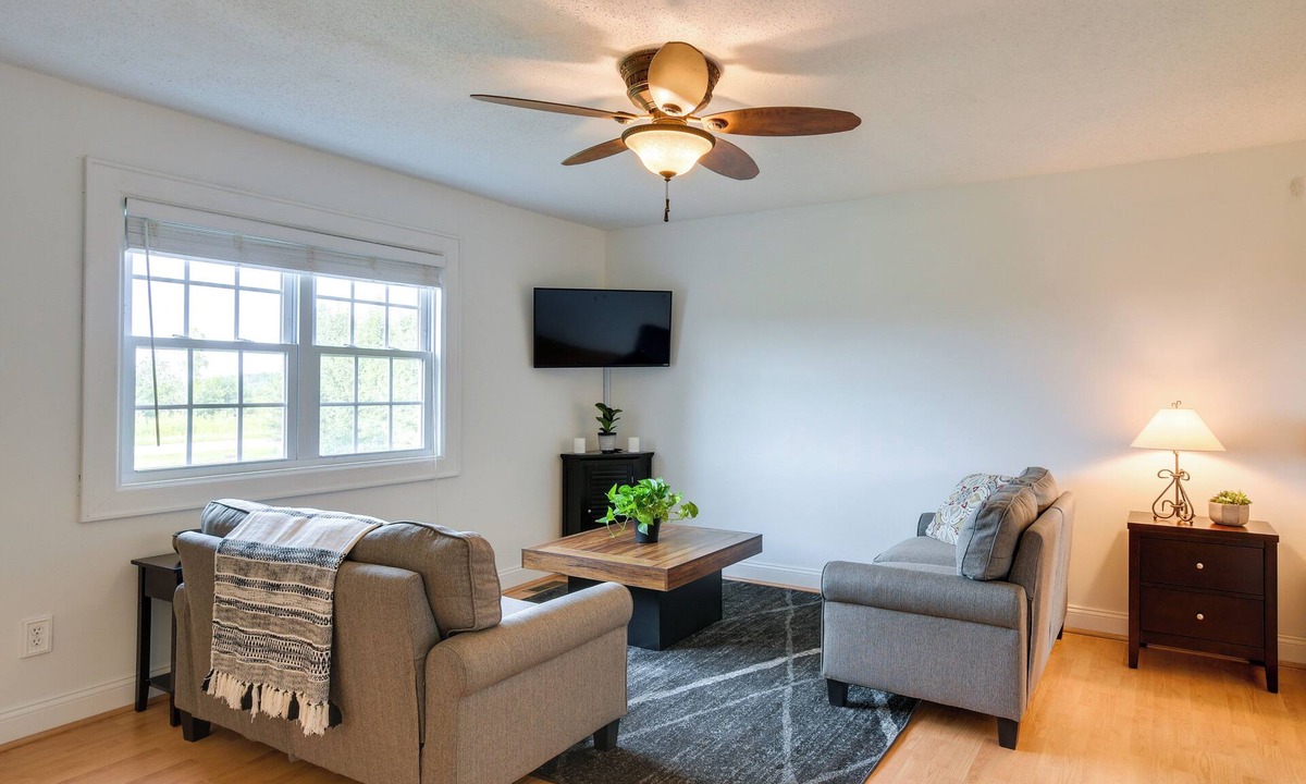 Mill Spring House | Relax Fireside! Home < 1 Mi to Tryon International