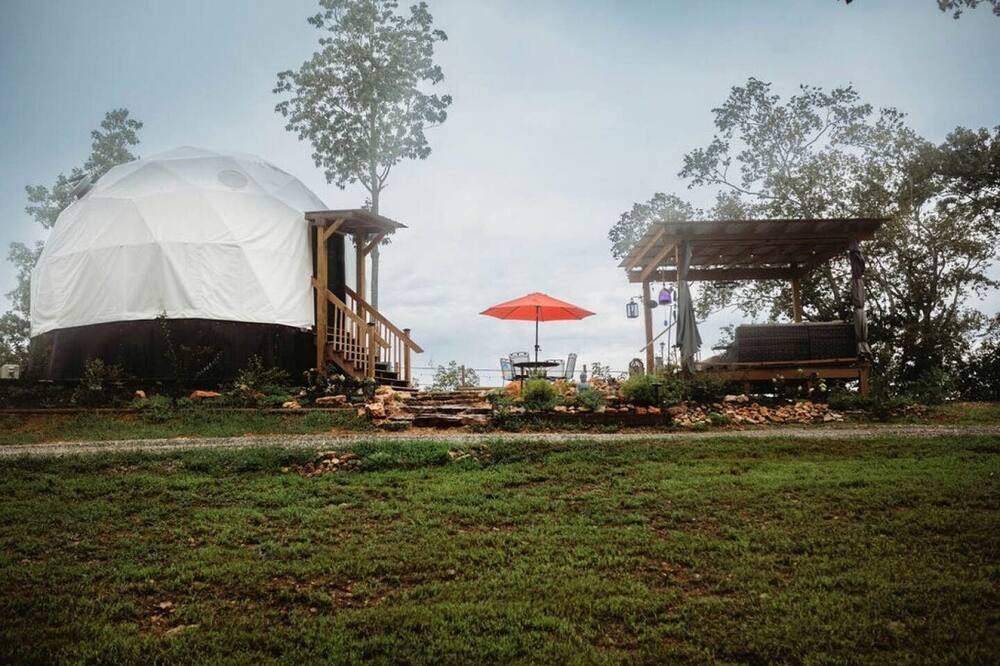 Rogersville Cabin | Riverfront Dome with Outdoor Living and Sunset Views in Alabama