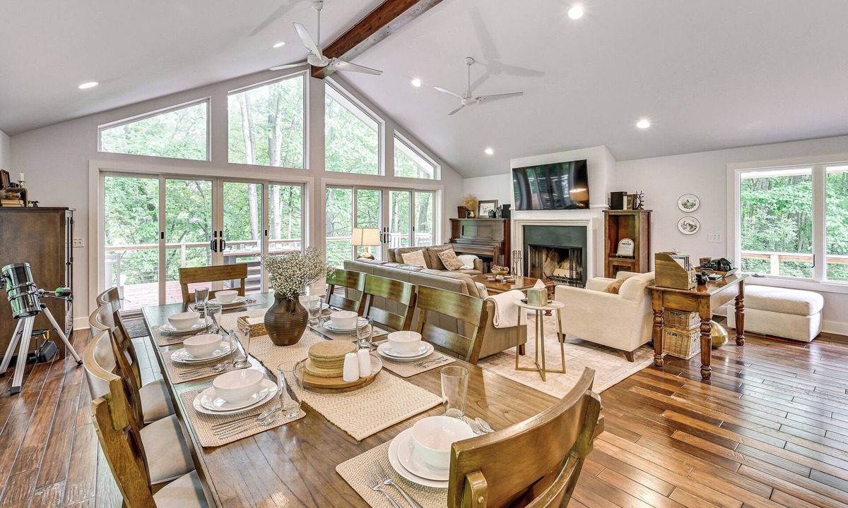 South Haven House | Riverwood: South Haven Retreat on 10 Acres