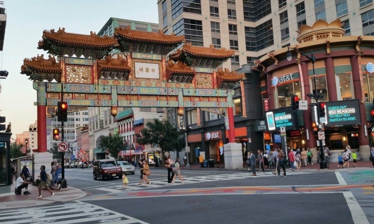 Mount Vernon Triangle Apartment | Roomy Downtown TH Apt near tourist sites