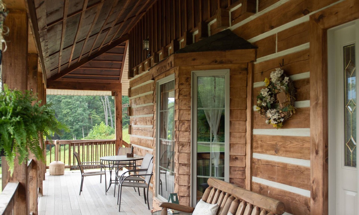 Luray Cabin | Rustic Log Lodge Overlooking Water and Mountain Views
