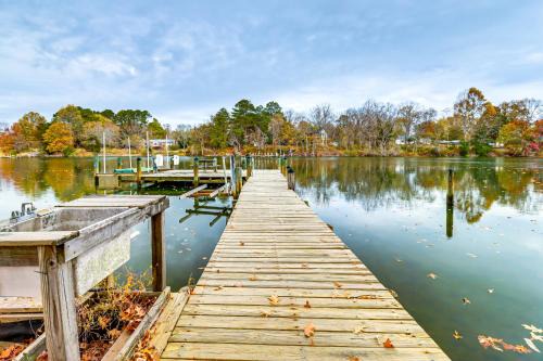 Valley Lee House | Screened Patio, Deck & Grill: Saint Inigoes Home!