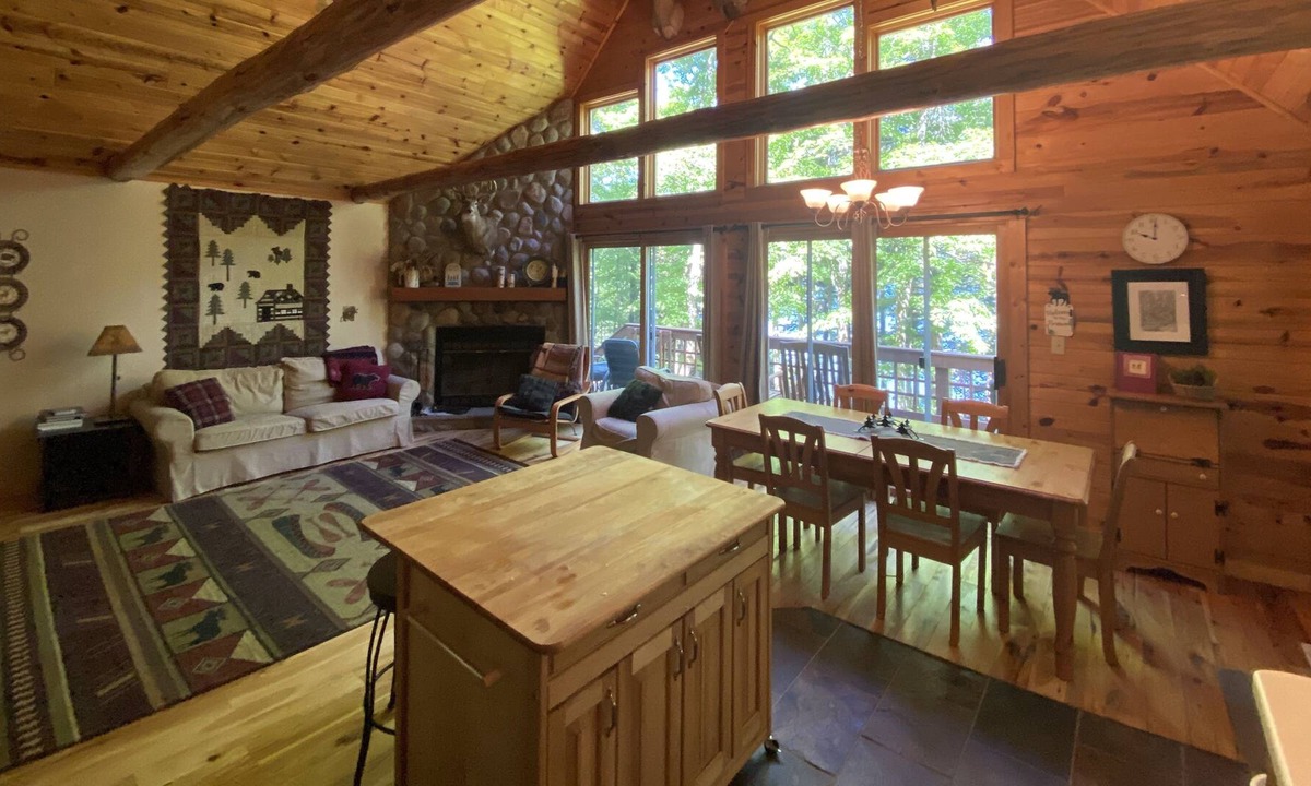 Vilas County Cabin | Secluded, peaceful Lakefront Chalet located in the heart of the Northwoods