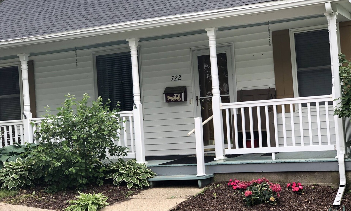 Mineral Point House | Serenity Cottage at Mineral Point