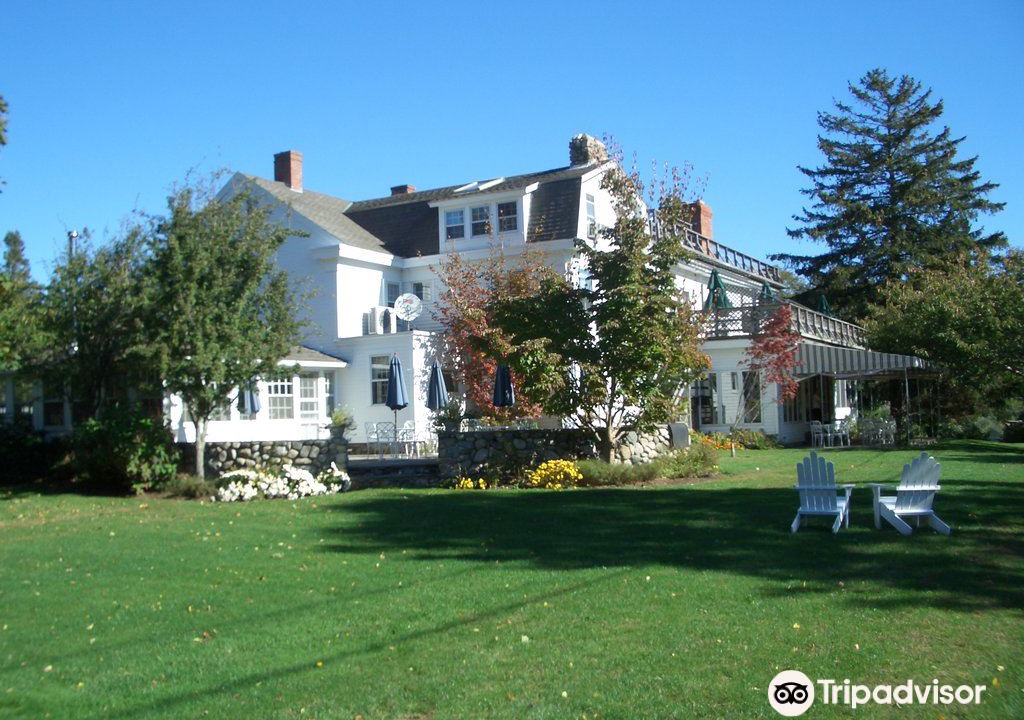 Haversham Hotel | Shelter Harbor Inn