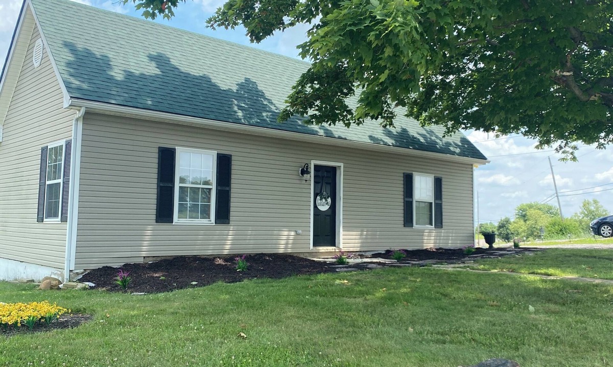 Williamstown House | Sleeps 12!