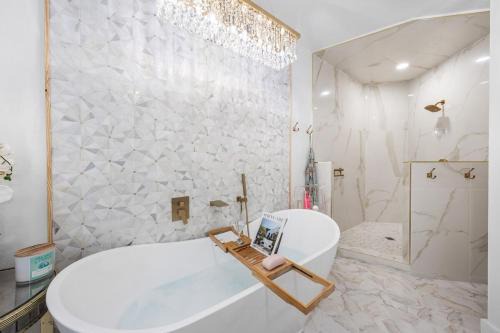 Seacrest Beach Apartment | Southern Charm 409, Village of South Walton