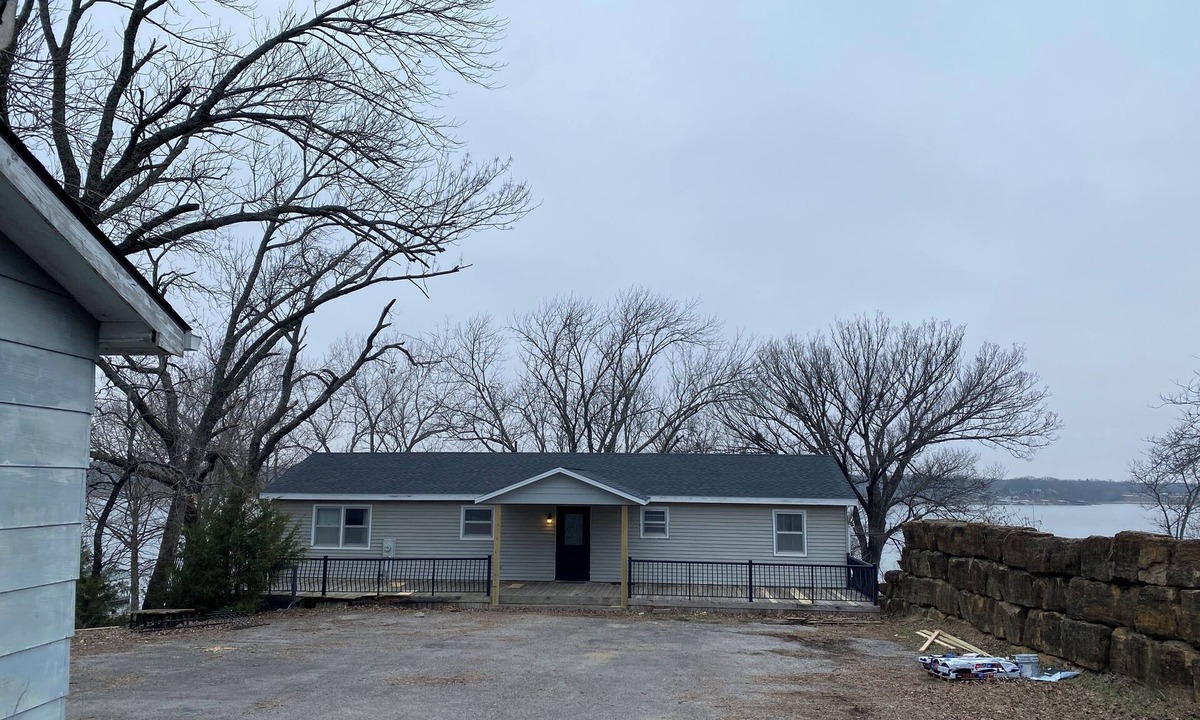 Fort Scott House | Spacious 4-bedroom house steps away from the water at beautiful Fort Scott Lake.