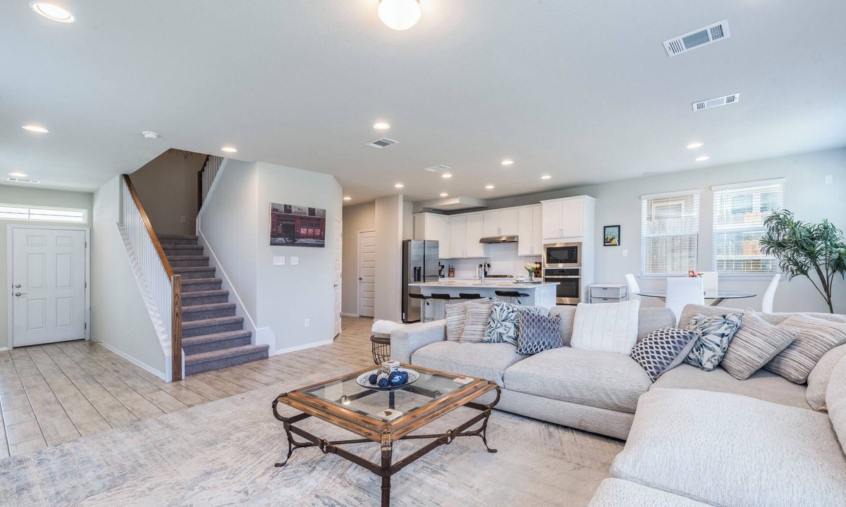 Austin House | Spacious Austin Retreat Sleeps 10 Near COTA/ACL and Airport