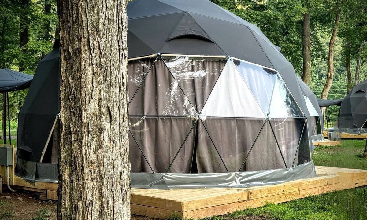 Gilboa Cabin | Starlit Geodesic Dome Haven Overlooking a Mountain River in New York’s Catskills