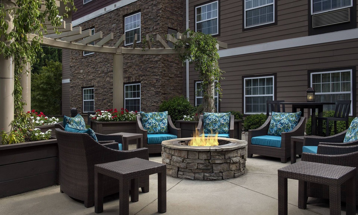 Conestee Hotel | Staybridge Suites Greenville I-85 Woodruff Road by IHG