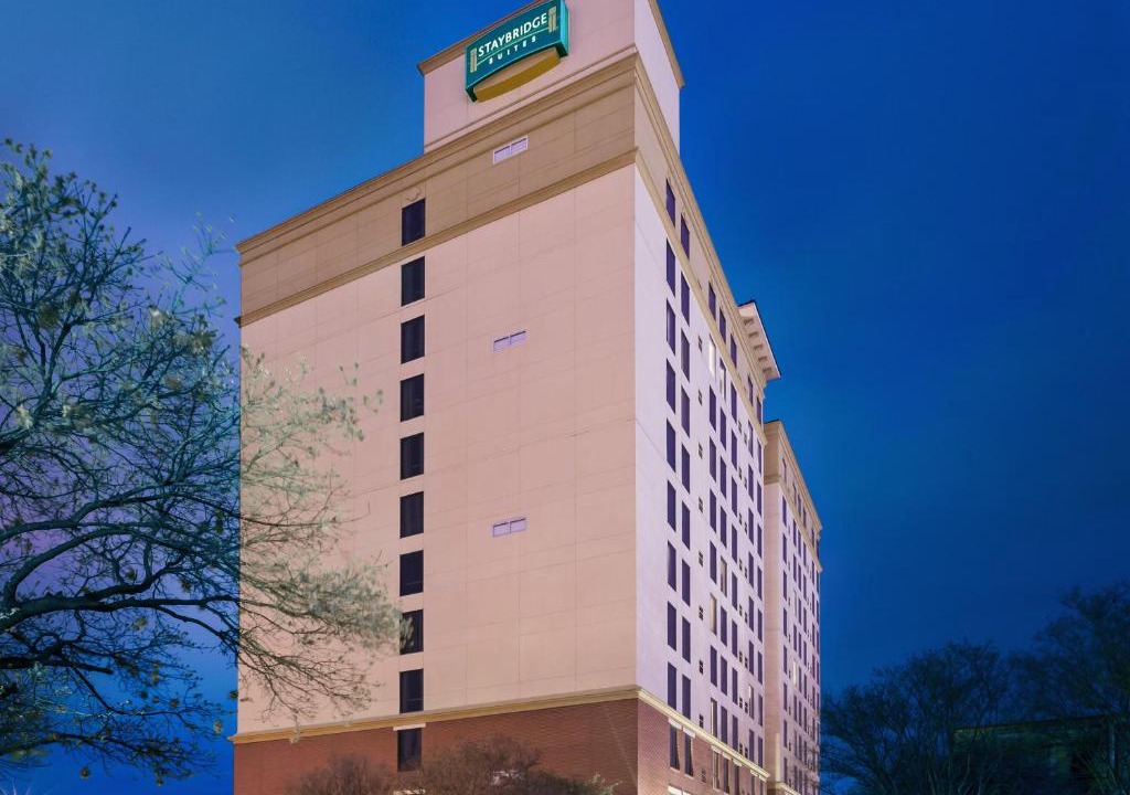 St. Paul Square Hotel | Staybridge Suites San Antonio Downtown Convention Center by IHG