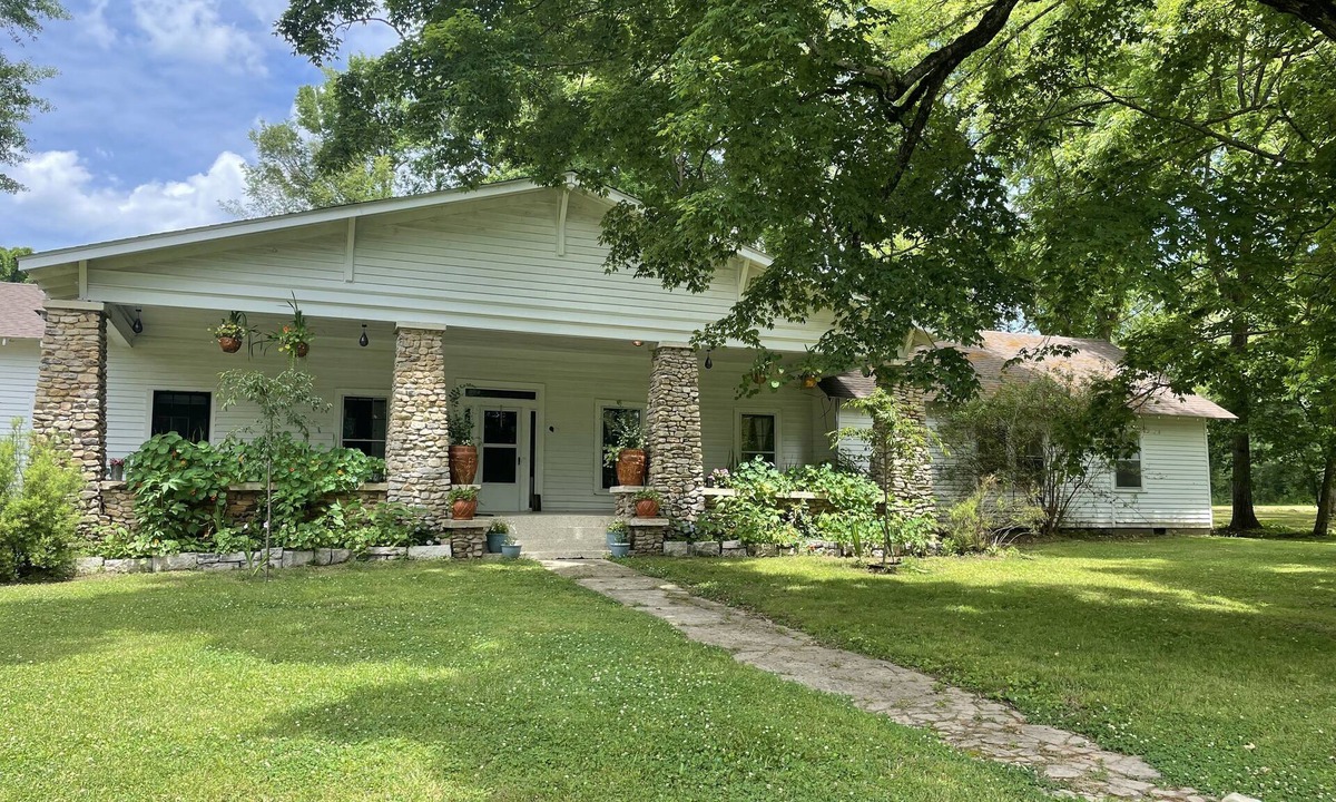 Kimball House | Step back into time with this 1850's historic house