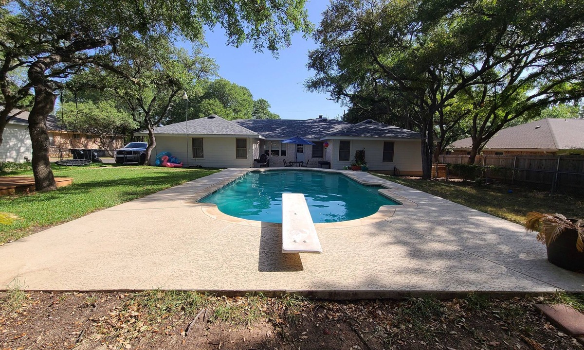 Georgetown House | Studio style guest house with Pool!