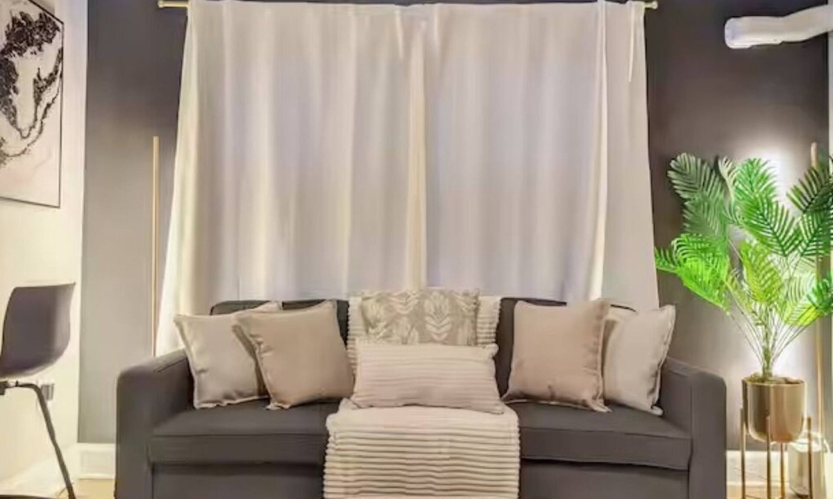 Potomac West House | Stylish & Cozy #3 - 8 mins to DCA & Washington DC