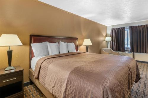 Summersville Hotel | SureStay Hotel by Best Western Summersville