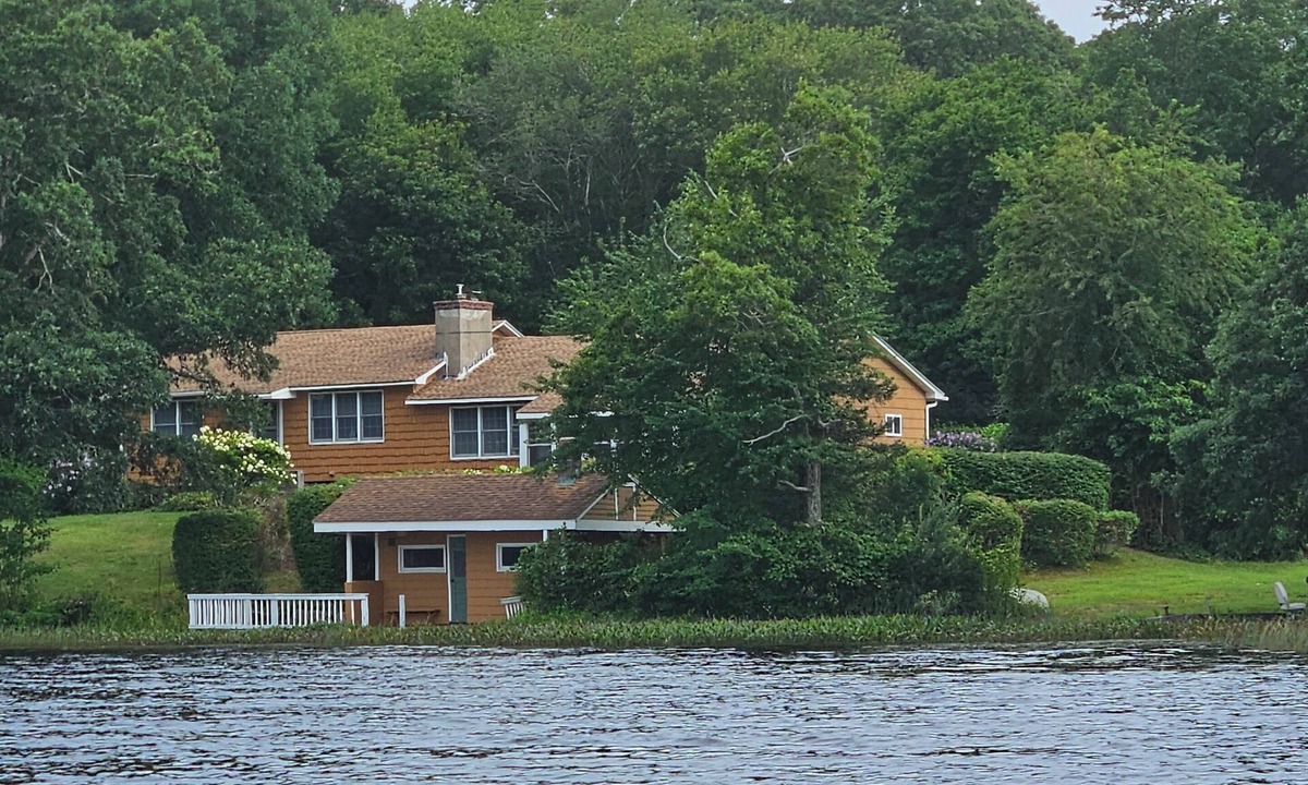 Kenyon House | Sweet quiet place on private pond and close to beaches.
