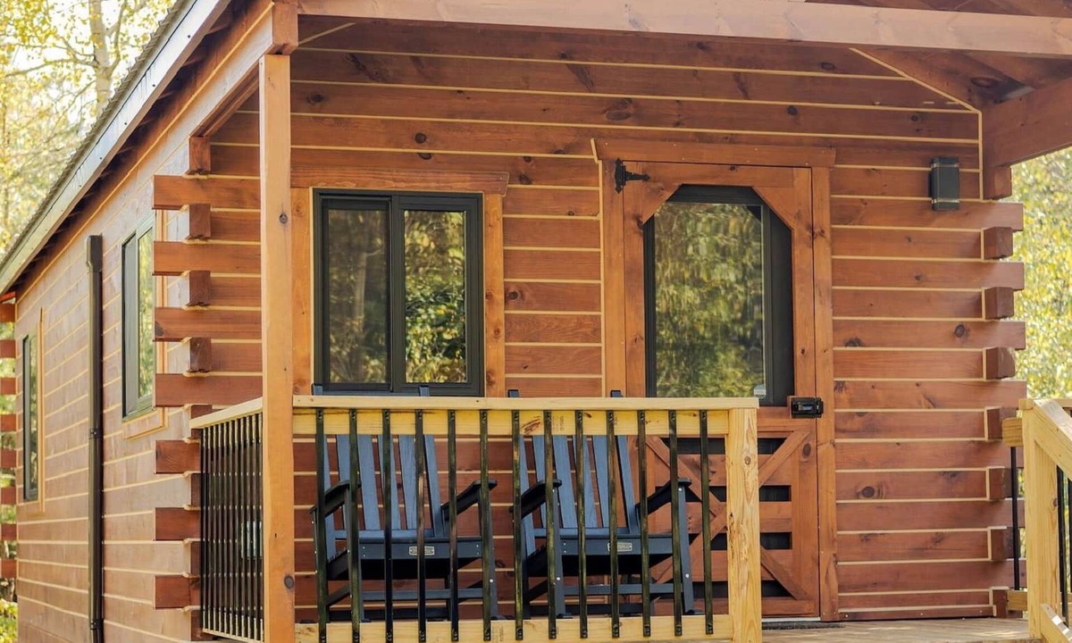 Porterfield Cabin | The Birch – New! Menominee River Boutique Cottage