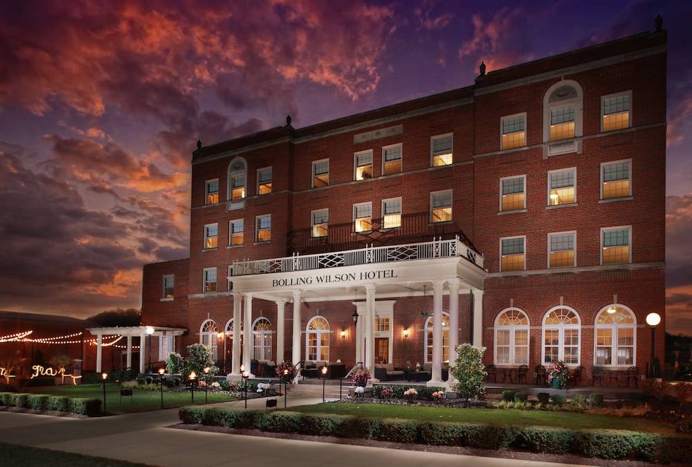 Wytheville Hotel | The Bolling Wilson Hotel, Ascend Hotel Collection