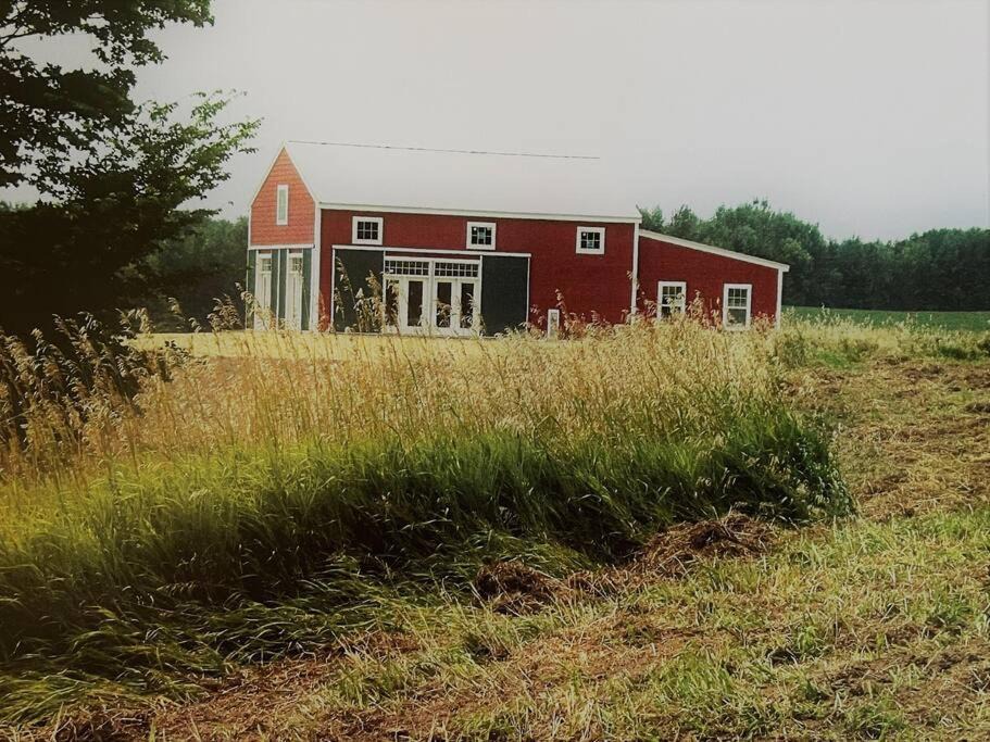 Kewaunee House | The Cabin on the Glen Innish Farm