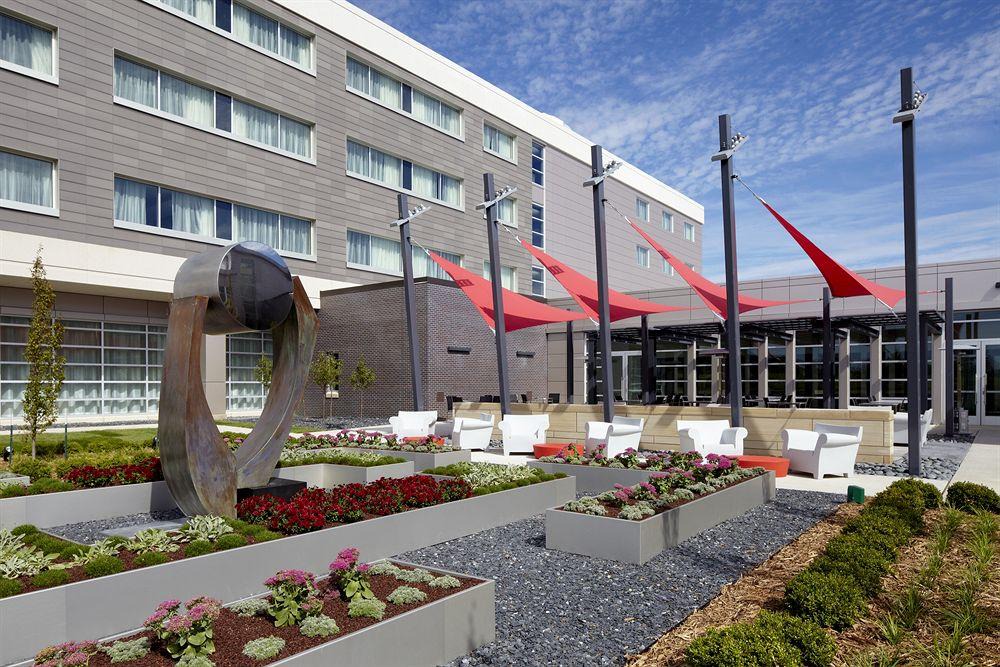 Cedar Rapids - Iowa City Hotel | The Hotel at Kirkwood Center