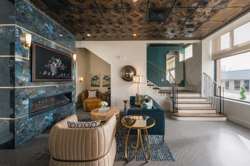 Springdale Apartment | The Star on Spring
