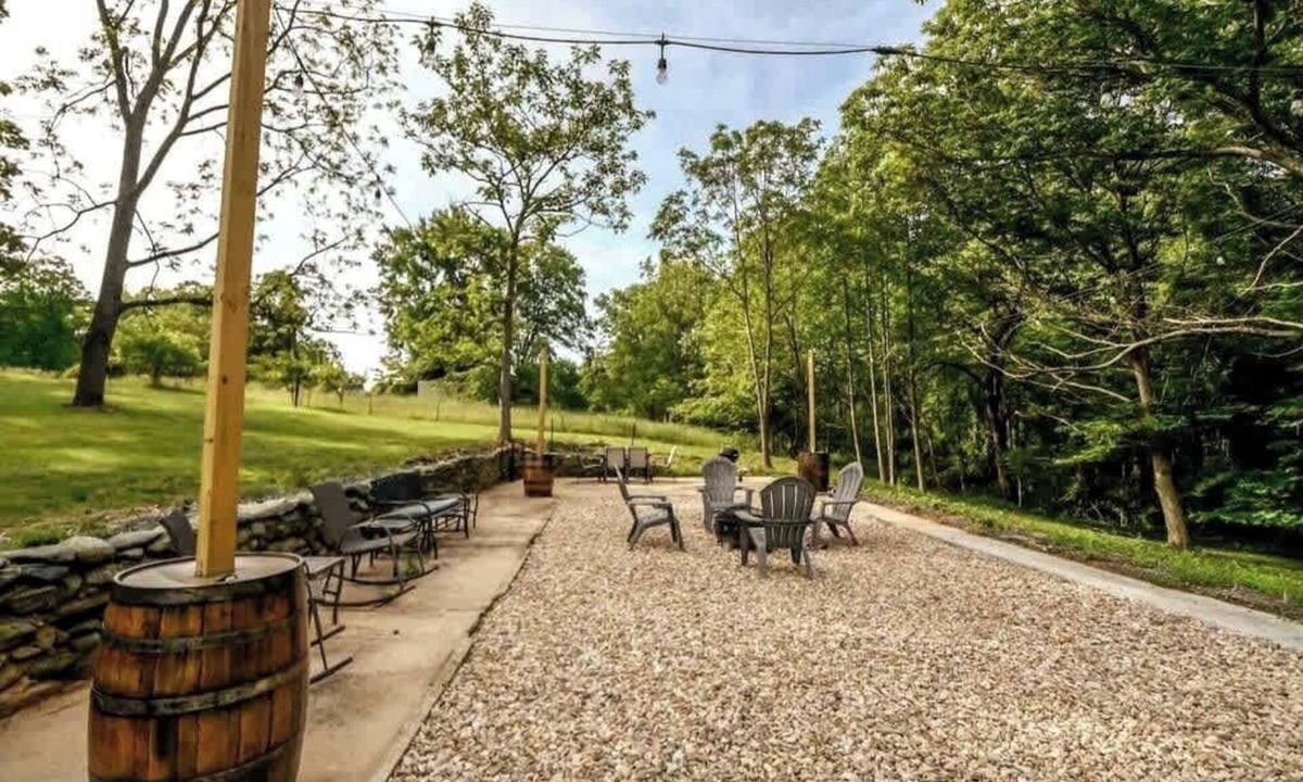 Afton House | Time to Wine Down