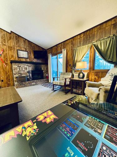 Bessemer Villa | Trail Side Access Retreat I Alpen Villas at Powderhorn Mountain
