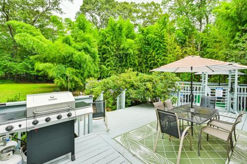 Hauppauge House | Tranquil & Pet-Friendly Estate on Long Island!