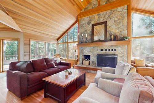 Black Butte Ranch House | Tree-lined home with private hot tub 7 pools 14 tennis courts golf gym AC