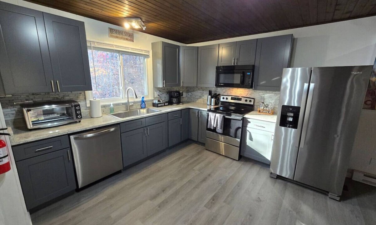 Streetsboro Cabin | Turkey Trot & Silly Cabin At Heron Hill Retreat!