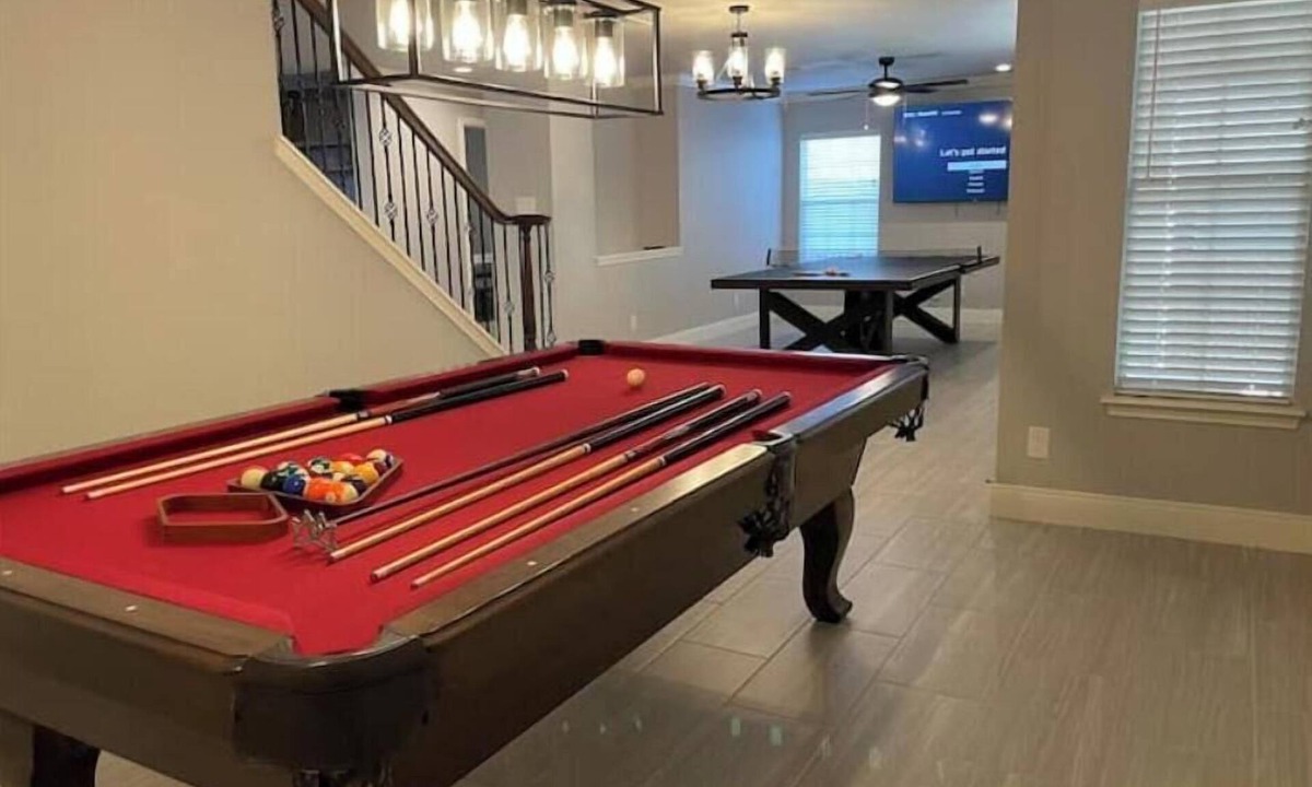 Stone Oak House | Ultimate 6BR Legend Point Retreat with 120” Theater, Ping Pong & Pool Table