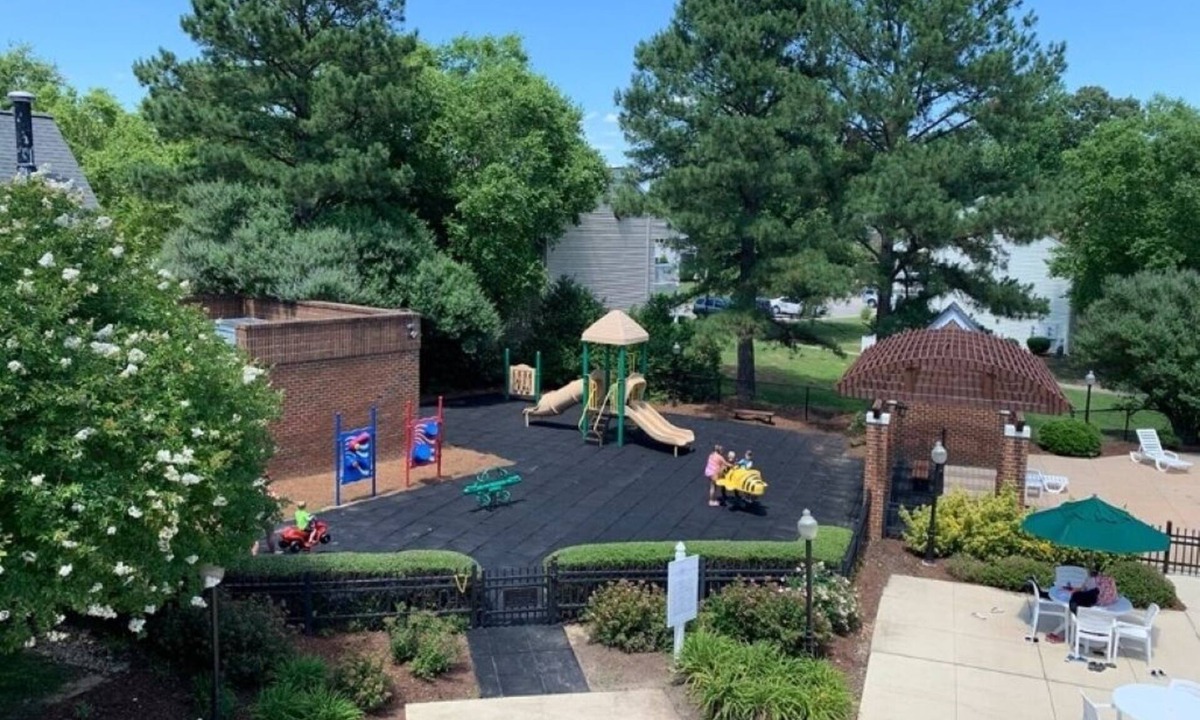 Berkeley Condo | Vacation Village At Williamsburg 2 Bedrooms Suite