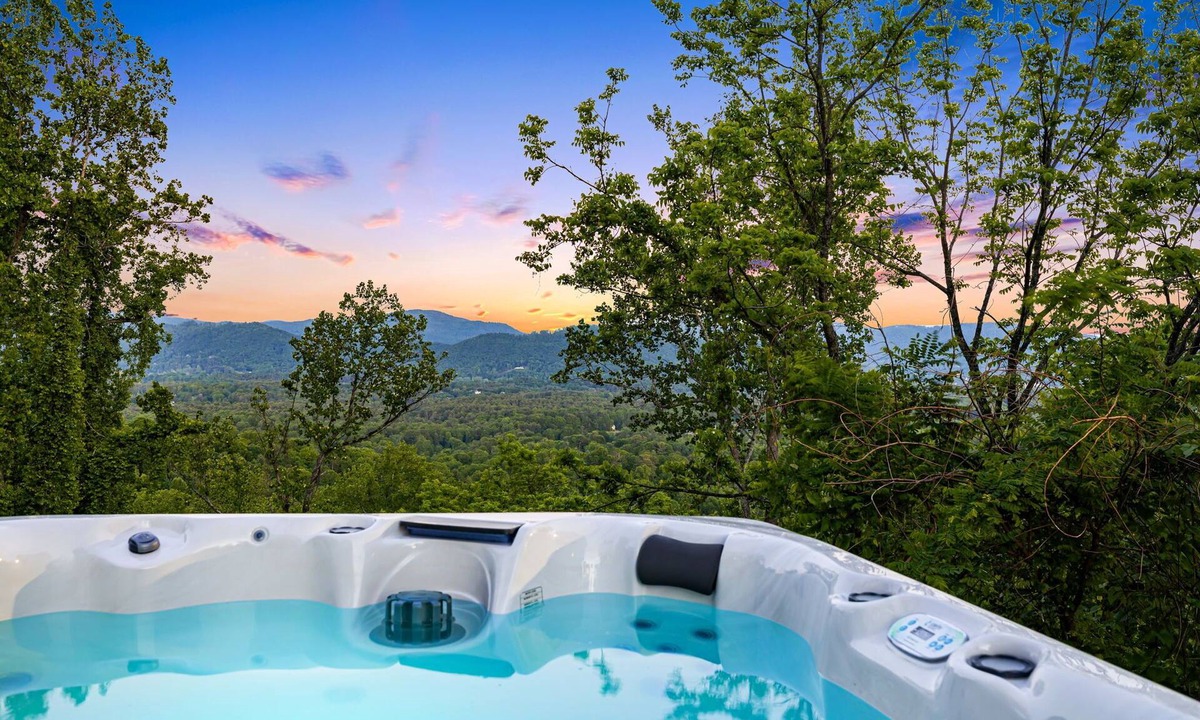 Royal Pines Cabin | Views in the Blues: 3-Story Asheville Log Cabin with Hot Tub & Fire Pit