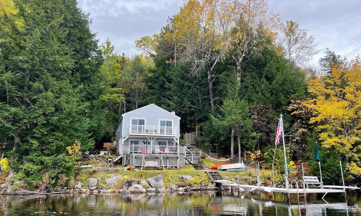 Alton Bay House | Waterfront 3-bed Lake House in Alton Bay