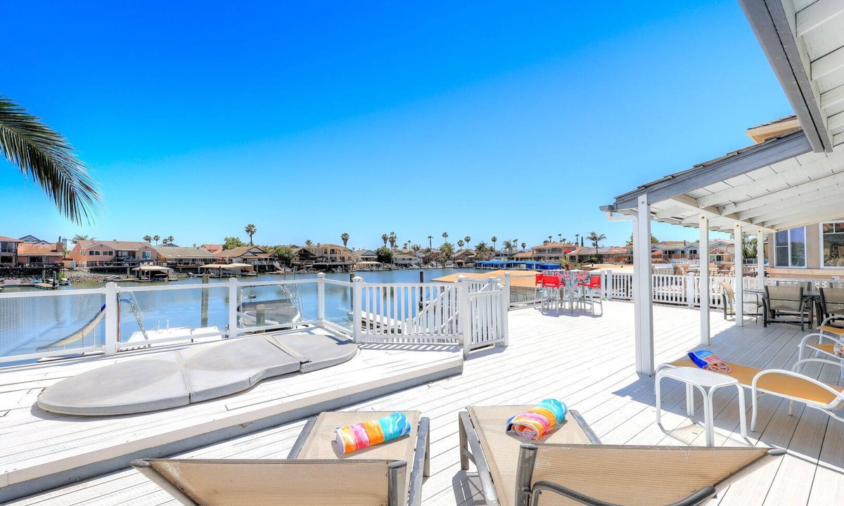Discovery Bay House | Waterfront 3BDR w Boat in Discovery Bay