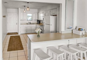 Beachfront 30A Condo! Stunning Views, Pool, 5min to Seaside, Sleeps 6, WiFi, Vacayzen Credit!