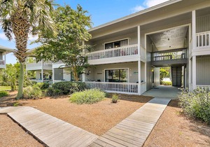 Beachwood Villas 5E - Heated Community Pool, Tennis Courts, Steps to the Beach!