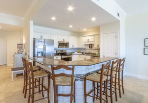 Legacy 202 - Newly Renovated Gulf Front Condo With Community Pool And 2 Bikes
