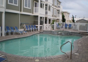 STAY BEACH BLOCK IN NORTH WILDWOOD WITH HEATED POOL!