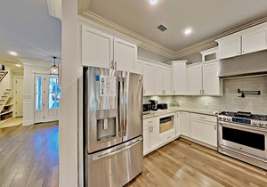 Watersound Beach Home - 6 Free Bikes - Deeded Beach Access - Sleeps 12
