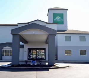Inn Suites Edgewood Grounds 