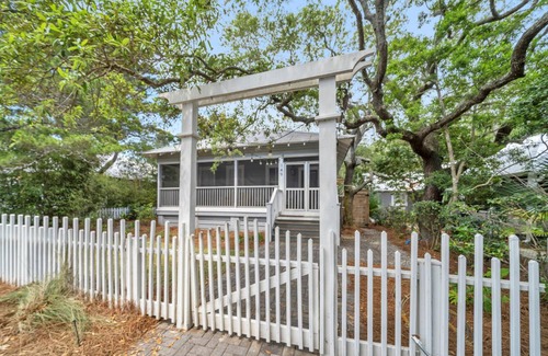 Grayton Beach House | 117 m² House ∙ 3 bedrooms ∙ 9 guests