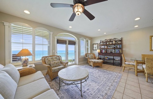 Seacrest Condo | 142 m² Condo ∙ 3 bedrooms ∙ 8 guests