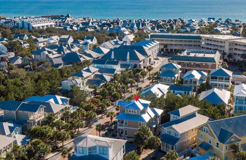 Seacrest Beach House | 245 m² House ∙ 4 bedrooms ∙ 15 guests