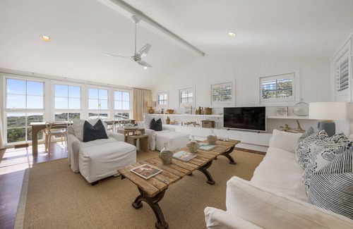 Seaside House | 255 m² House ∙ 3 bedrooms ∙ 8 guests