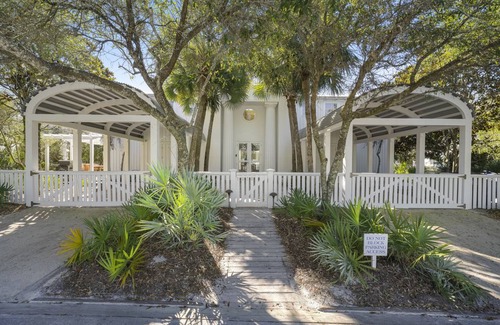 Seaside House | 255 m² House ∙ 3 bedrooms ∙ 8 guests