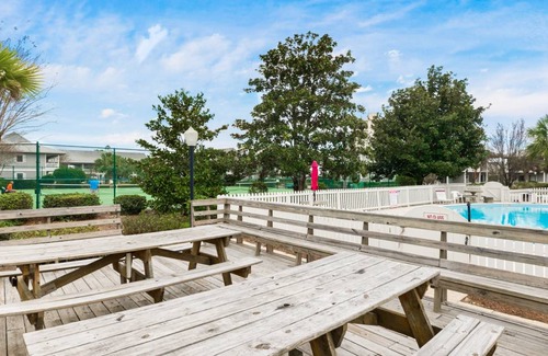 Seagrove Beach Apartment | 60 m² Apartment ∙ 1 bedroom ∙ 4 guests